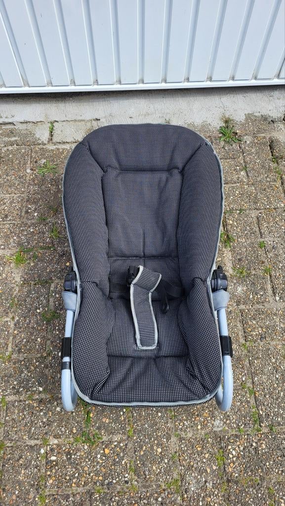 videur Chicco, Enlèvement, Chaise rebondissante, Chicco