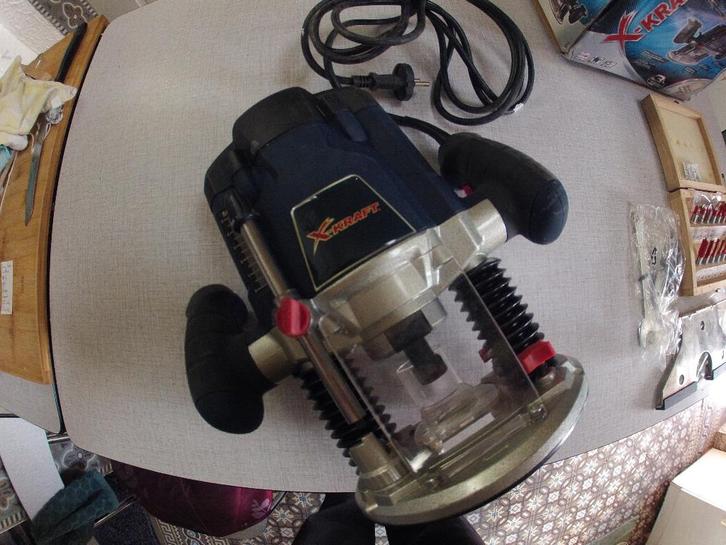 défonceuse, Doe-het-zelf en Bouw, Gereedschap | Freesmachines, Nieuw, Elektrisch, Overige soorten, Ophalen