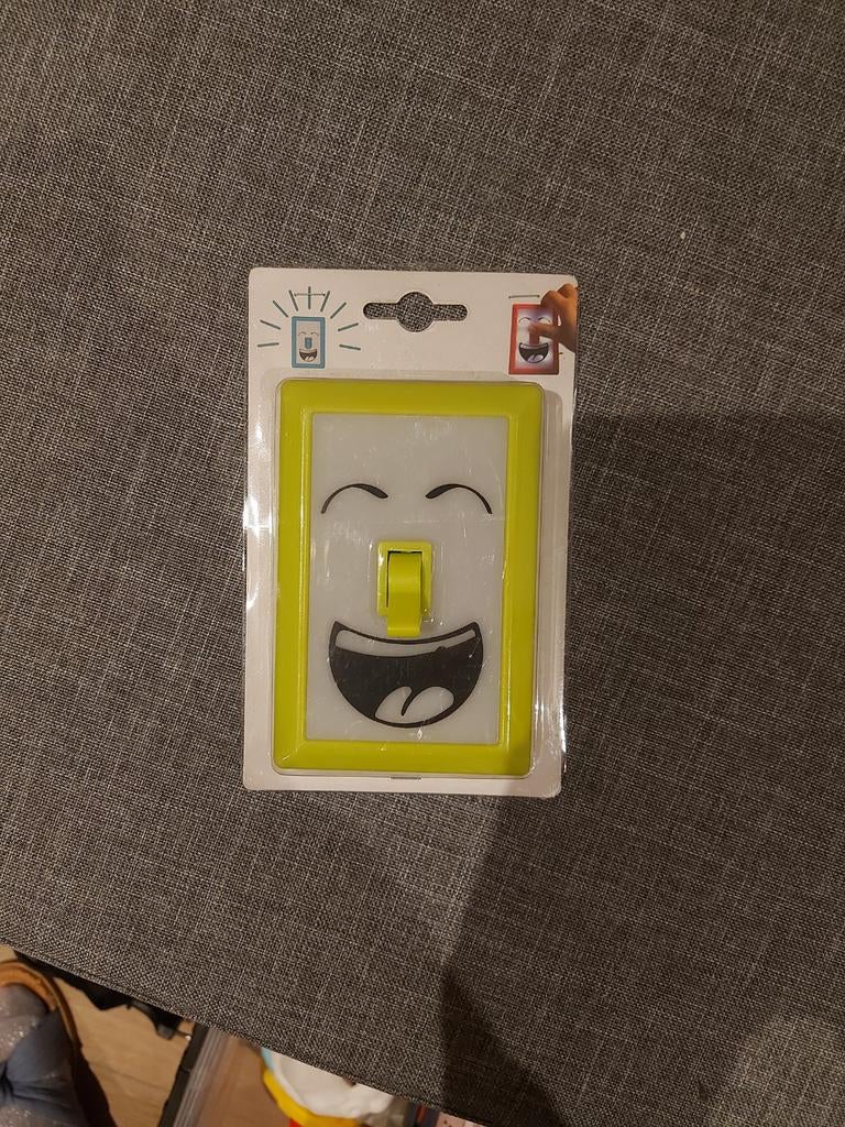 Nachtlampje gek gezichtje - nieuw, Kinderen en Baby's, Ophalen