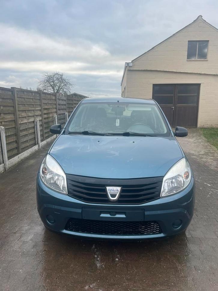 Dacia Sandero, Autos, Dacia, Particulier, Sandero, Essence, Euro 4, Hatchback, 5 portes, Boîte manuelle, Bleu, Gris, Autre, Traction avant