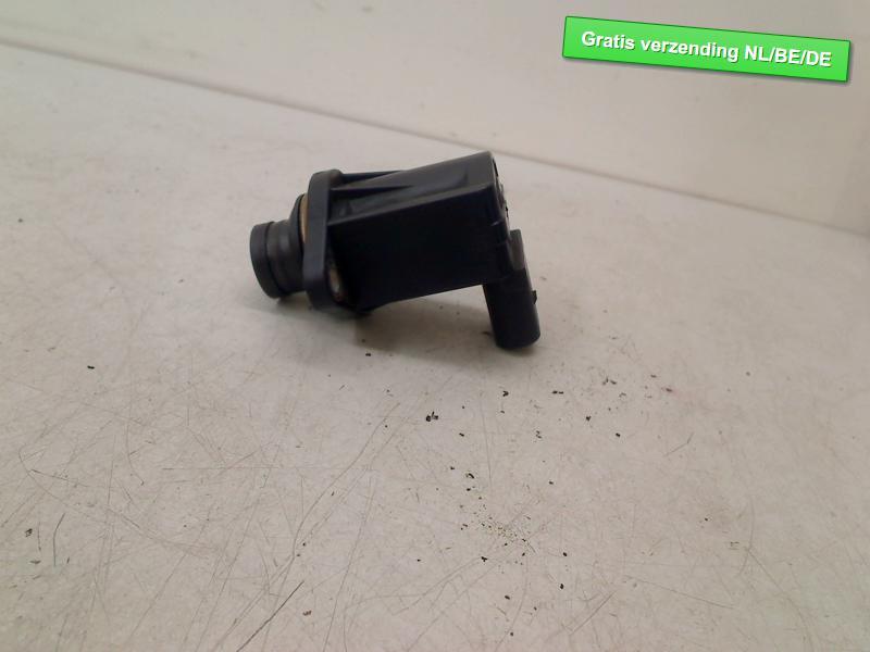 SOUPAPE D'AIR schoepluchtklep Golf VI (5K1) (03C145710D), Utilisé, De Bloemendaal 21 21
5221 EB  'S HERTOGENBOSCH, NL, Info@123Parts.nl