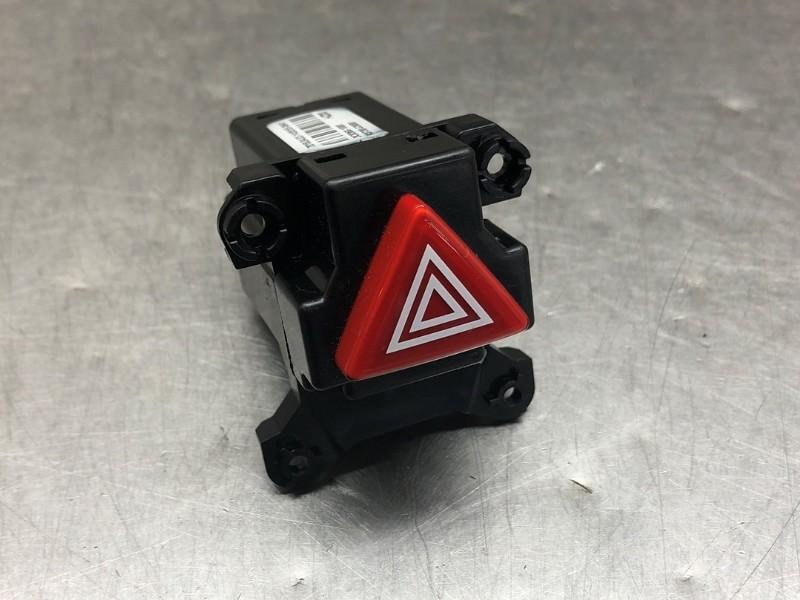 ALARMLICHTEN SCHAKELAAR Hyundai i30 Wagon (PDEF5), Gebruikt, Hyundai