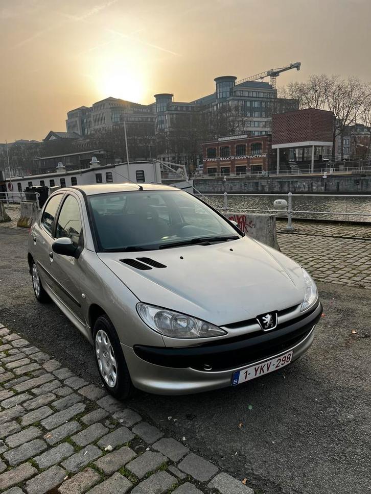 Prête à être immatriculée CT OK, Autos, Peugeot, Particulier, Bluetooth, Verrouillage central, Vitres électriques, Verrouillage centralisé sans clé