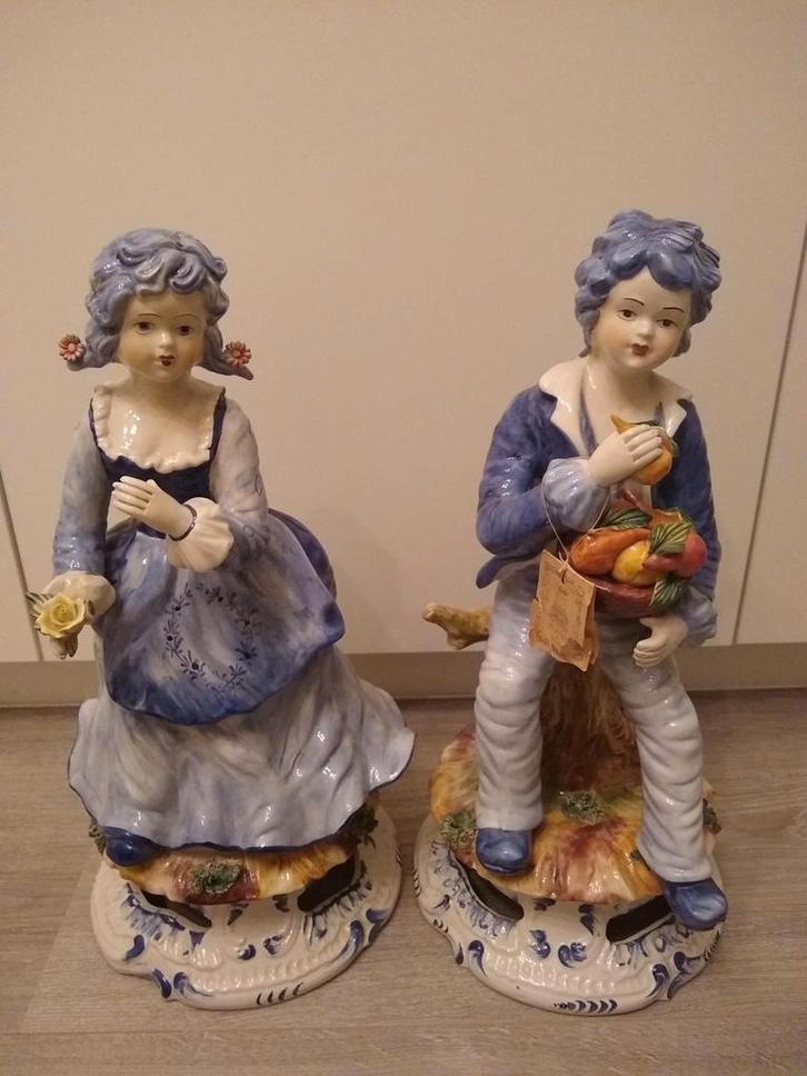 Groot Capodimonte beeldpaar (48 cm) – Italiaans porselein, Antiek en Kunst, Antiek | Porselein, Ophalen