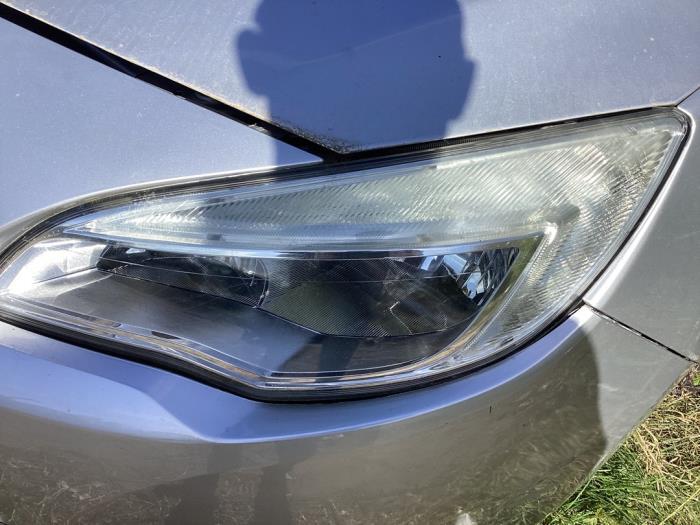 Phare gauche d'un Opel Astra, Autos : Pièces & Accessoires, -, Opel, 3 mois de garantie, Utilisé