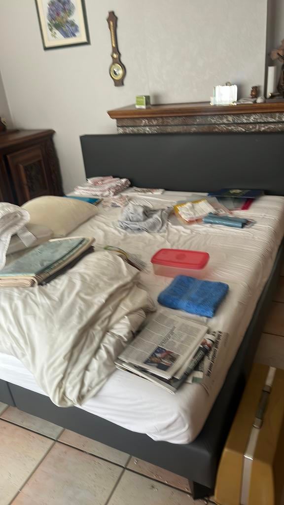 Bed, Huis en Inrichting, Slaapkamer | Complete slaapkamers, Ophalen, Zo goed als nieuw