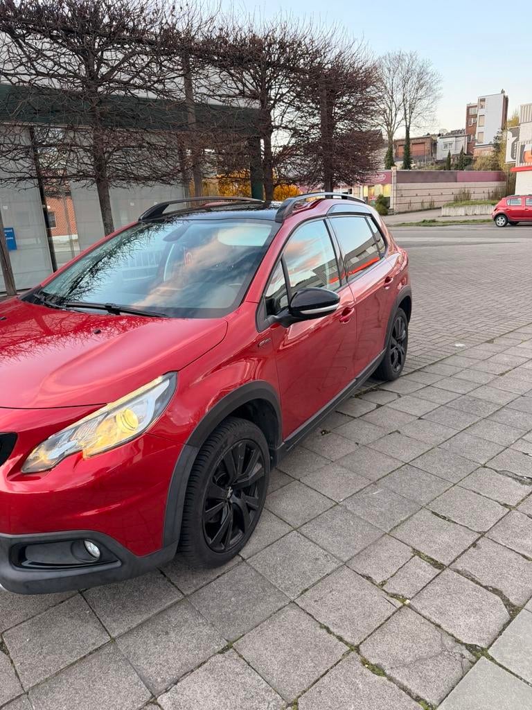 Peugeot 2008 GT Line, Auto's, 1295 cc, Zwart, Leder en Stof, Handgeschakeld