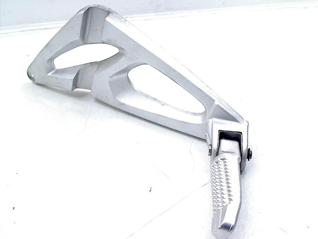 VOETSTEUN RECHTS ACHTER BMW K 1200 S (K1200S) (7-660-169), Motoren, Onderdelen | BMW, Dhr. S. di Majo, Gebruikt, Info@cama-motorparts.nl