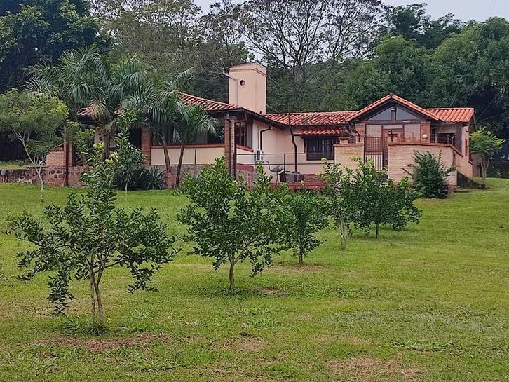 Maison avec maison d'hôtes à Caacupe-Cabanas/Paraguay, Immo, Étranger, Hors Europe, Maison d'habitation, Ville