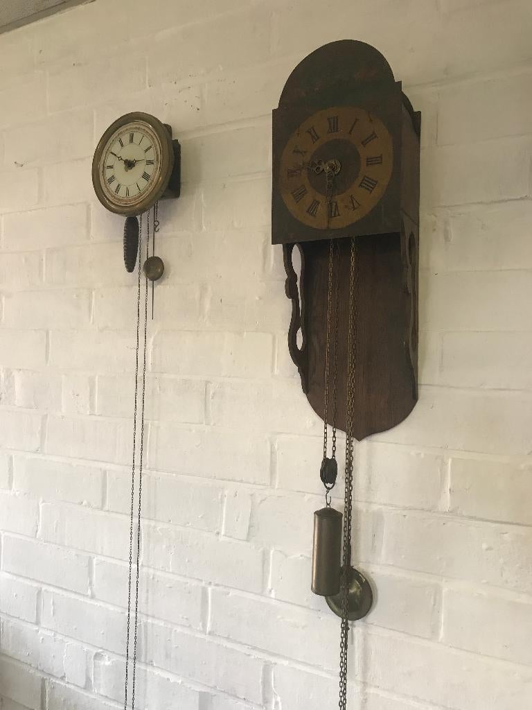 2 oude klokjes, Antiquités & Art, Antiquités | Horloges, Enlèvement