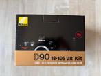 Kit Nikon D90 + 18-105mm VR, Sans zoom optique, Comme neuf, Enlèvement, Nikon