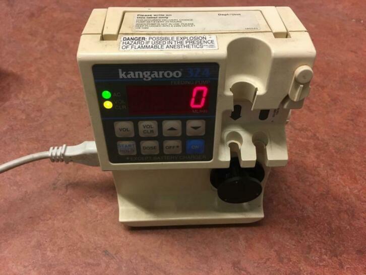 Kangaroo 324 voedingspomp enterale sondevoeding, Divers, Matériel Infirmier, Enlèvement ou Envoi