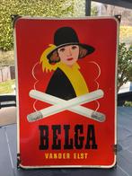 Ancienne plaque émaillée cigarettes BELGA-VANDER ELST 1953, Enlèvement, Utilisé, Panneau publicitaire