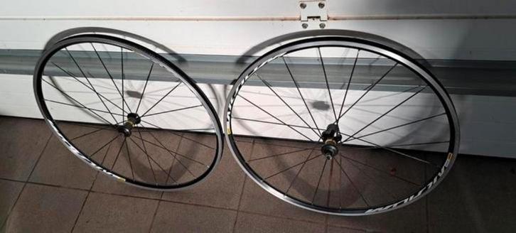 Paire de roues de vélo de route, Vélos & Vélomoteurs, Vélos Pièces, Enlèvement