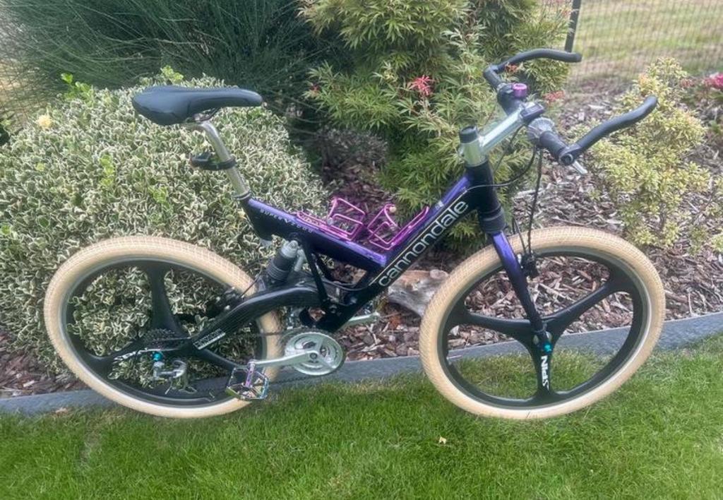 Cannondale SuperV2000 taille L, Vélos & Vélomoteurs, Vélos | VTT & Mountainbikes, Enlèvement ou Envoi, Comme neuf