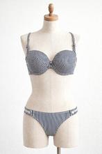 Bikini rayé bleu foncé et blanc Hunkemöller taille M, Vêtements | Femmes, Vêtements de Bain & Maillots de Bain, Enlèvement ou Envoi