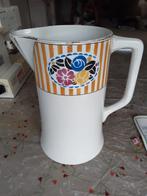 Grande aiguière : faïence de Nimy, Enlèvement ou Envoi