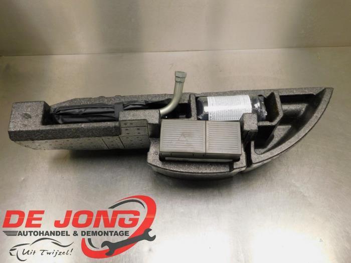 Banden reparatieset van een Audi Q7, Auto-onderdelen, Overige Auto-onderdelen, Audi, Gebruikt, 3 maanden garantie, Ophalen of Verzenden