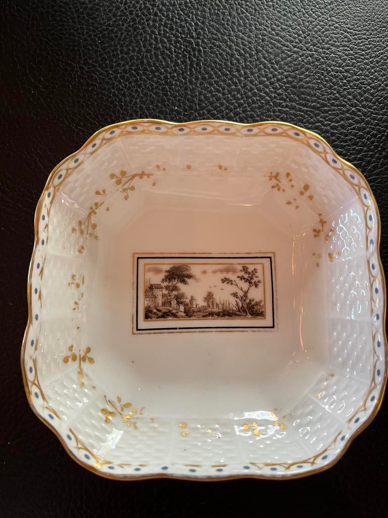 Pittoria Richard Ginori schaaltje en potje, Ophalen