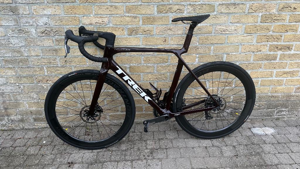 Trek madone slr 7 AXS 1 Force Dark Web Black, Carbon, Heren, Zo goed als nieuw, Meer dan 20 versnellingen