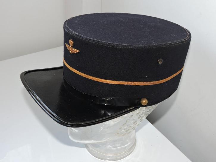 Voormalige Kepie van de NMBS, Verzamelen, Spoorwegen en Tram, Overige soorten, Ophalen of Verzenden