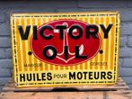 Ancien panneau d'affichage pour huile à moteur Victory, Collections, Enlèvement ou Envoi, Utilisé, Panneau publicitaire