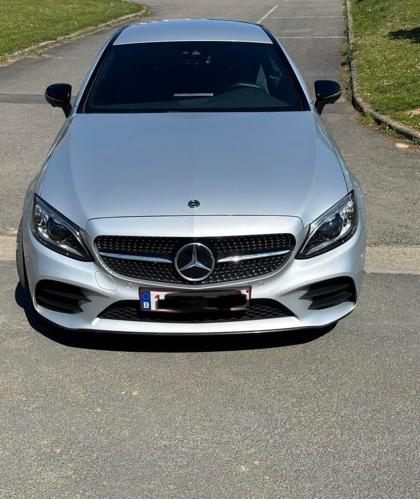 Mercedes benz c300 coupe, Autos, Cuir, Argent ou Gris, Euro 6, Entretenue par le concessionnaire