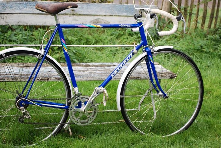 Blauwe Peugeot koersfiets  klassieke uitstraling, Fietsen en Brommers, Fietsen | Racefietsen, Zo goed als nieuw, Heren, Overige merken