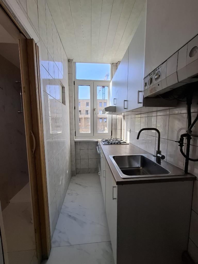 Opgefrist 2-Slaapkamer Appartement Te Huur!, 50 m² ou plus, Anvers (ville)