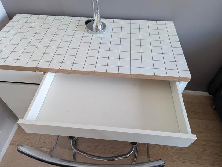 IKEA Mickey study table, Table d'étude Ikea Micker, Huis en Inrichting, Overige Huis en Inrichting, Zo goed als nieuw, Ophalen