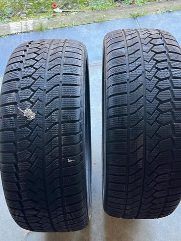 2 winterbanden 225/40r19 als nieuw  beschikbaar voor biedingen