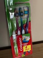 4 tandenborstels Colgate, Handtassen en Accessoires, Uiterlijk | Lichaamsverzorging, Ophalen of Verzenden, Nieuw, Overige typen