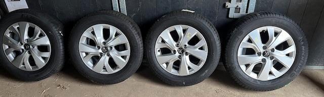 Zomerbanden Michelin 205/60/R16 + originele Citroën alu velg, Auto-onderdelen, Banden en Velgen, Band(en), Zomerbanden, 16 inch