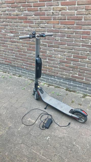 Ninebot Segway ES4 Step met extra batterij beschikbaar voor biedingen