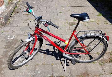Vélo mixte ville - VTT Ferrari pour enfant et adolescent beschikbaar voor biedingen