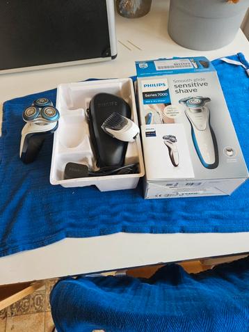 Philips SHAVER Series 7000 disponible aux enchères