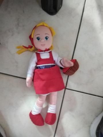 knuffel  dushi roodkapje de efteling  (doos 53) beschikbaar voor biedingen