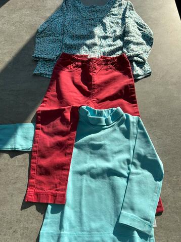 Petit Filou, rode broek met blauwe t-shirt en bloesje maat 8 beschikbaar voor biedingen