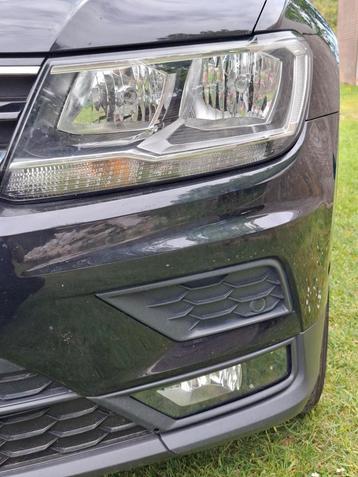 Volkswagen tiguan 2.0 tdi comfortline (bluemotion), Auto's, Volkswagen, Automaat, Zwart, Leder, Bedrijf