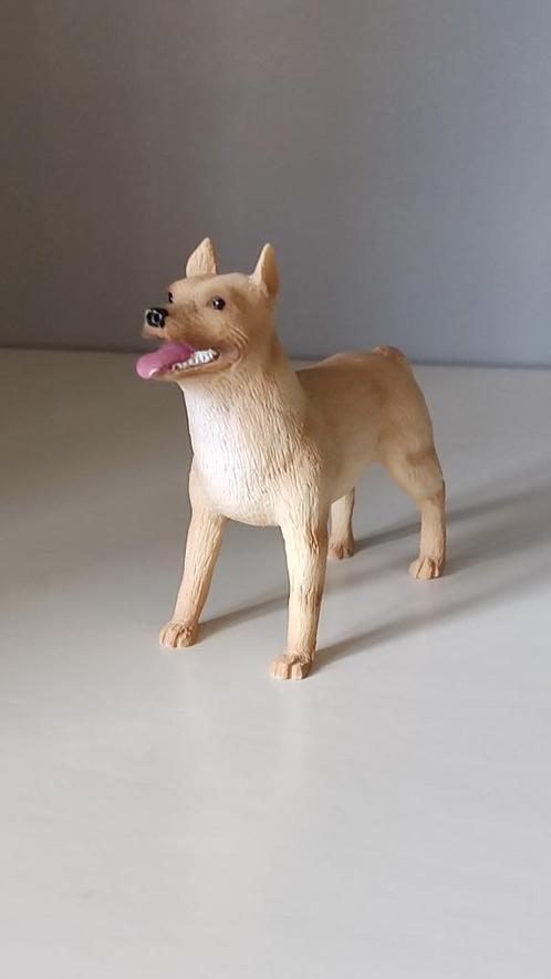 Figurine chien American staff, Verzamelen, Beelden en Beeldjes, Zo goed als nieuw, Dier, Ophalen