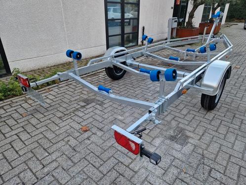 VL1800kg -  nieuw - 2650+btw, Watersport en Boten, Boottrailers, Nieuw, Geremd, Met rollen, Ophalen