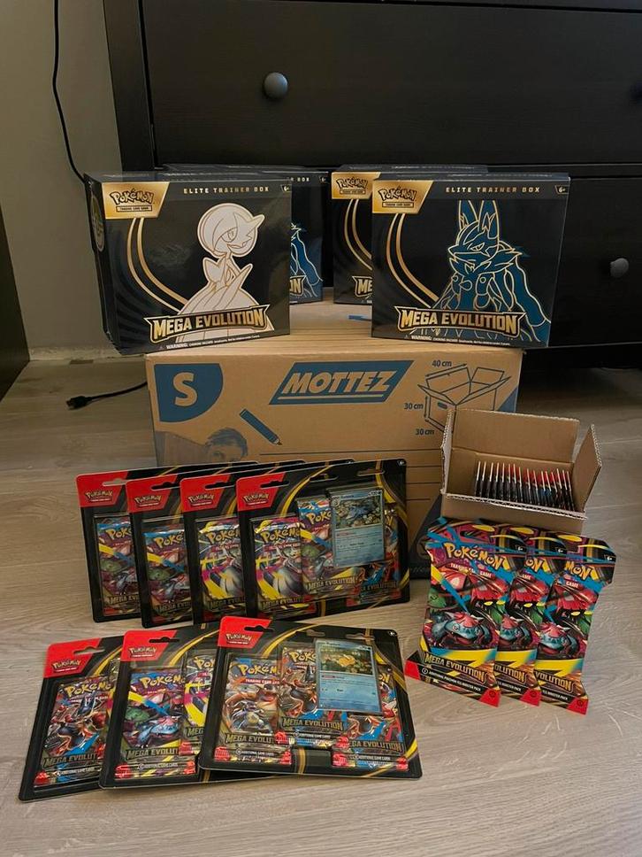 New Pokemon Mega Evolutions, Hobby en Vrije tijd, Verzamelkaartspellen | Pokémon, Nieuw, Booster, Ophalen of Verzenden