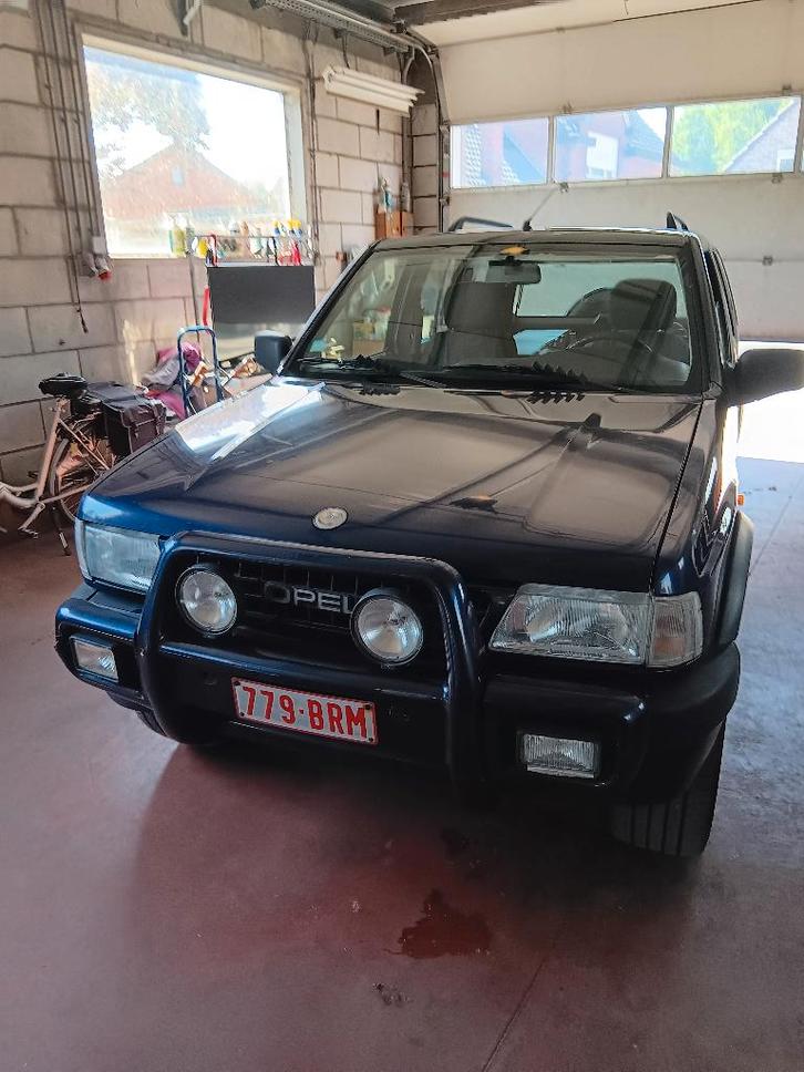 OPEL FRONTERA, Autos, Opel, Particulier, Frontera, 4x4, Verrouillage central, Rétroviseurs électriques, Vitres électriques, Radio