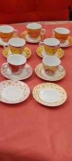 7 st koffiekopjes en onderborden, Maison & Meubles, Cuisine | Vaisselle, Enlèvement ou Envoi, Comme neuf, Autres styles, Tasse(s) et/ou soucoupe(s)