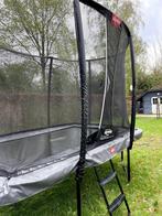 zwart /grijs ovale trampoline Berg, Gebruikt, Ophalen