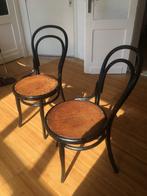 2 stoelen Thonet Bistrostoelen, Huis en Inrichting, Ophalen, Gebruikt, Twee, Zwart