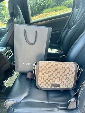 100% AUTHENTIEK ORIGINELE GUCCI TAS IN NIEUW  STAAT beschikbaar voor biedingen