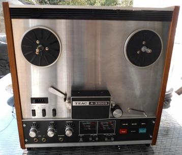 Teac A-3300S ( perfect voor donor toestel )