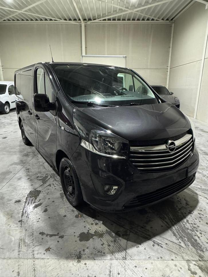Opel vivaro 2018 Euro6b !!!, Autos, Camionnettes & Utilitaires, Entreprise, Achat, Éclairage LED, Opel, Enlèvement