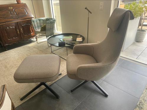 Repos & Ottoman by Antonio Citterio, Vitra, Huis en Inrichting, Fauteuils, Zo goed als nieuw, Metaal, Stof, 50 tot 75 cm, 150 cm of meer
